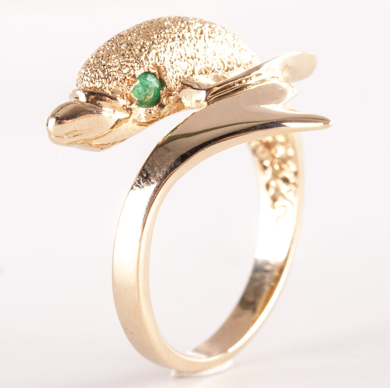 14k Yellow Gold Round Emerald Dolphin Style Ring .12ctw 4.38g