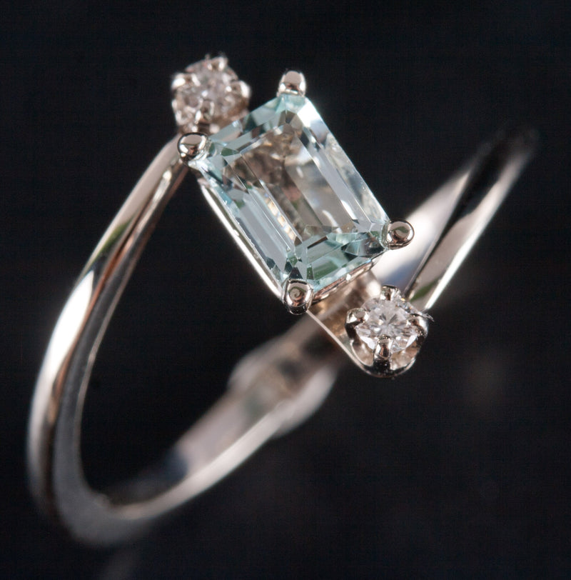 14k White Gold Aquamarine Solitaire Ring W/ Diamond Accents .54ctw 1.95g