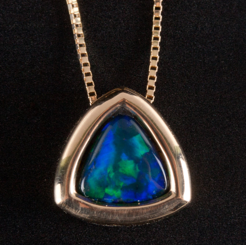 14k / 10k Yellow Gold Trillion Cabochon Opal Necklace W/ 18" Chain .59ct 2.15g