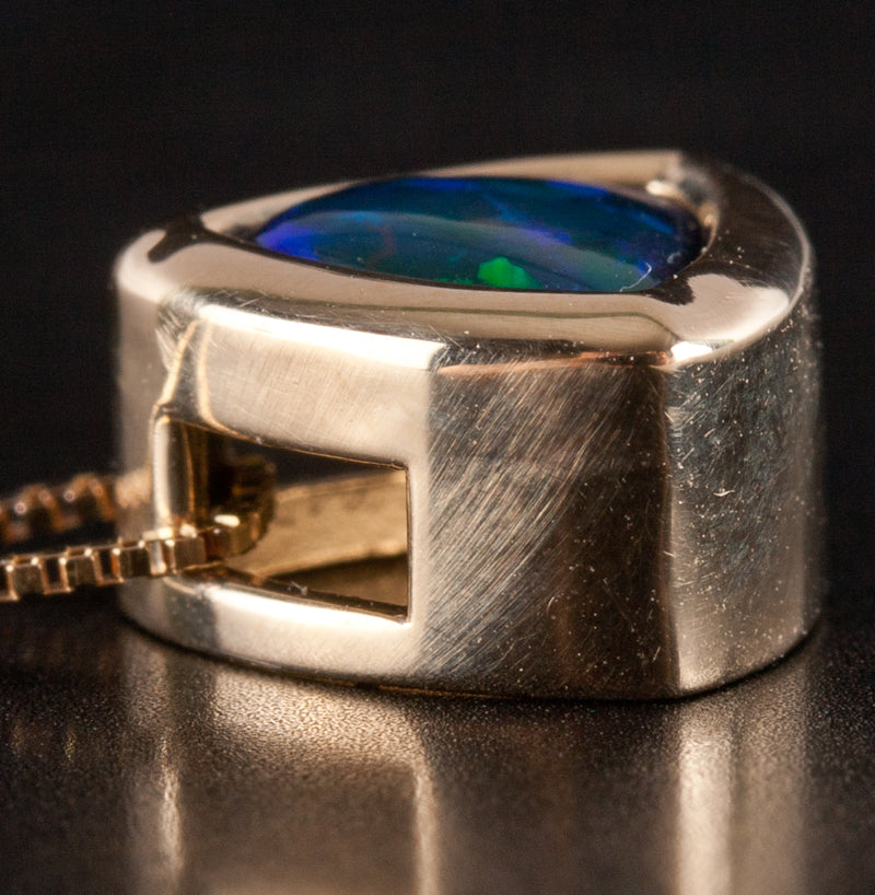 14k / 10k Yellow Gold Trillion Cabochon Opal Necklace W/ 18" Chain .59ct 2.15g