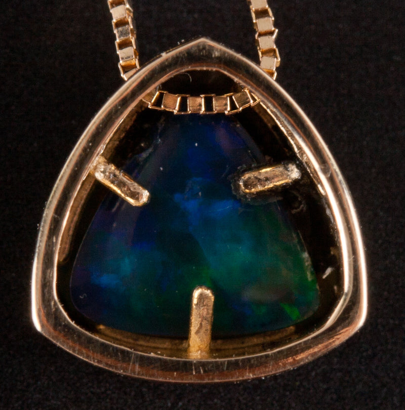 14k / 10k Yellow Gold Trillion Cabochon Opal Necklace W/ 18" Chain .59ct 2.15g