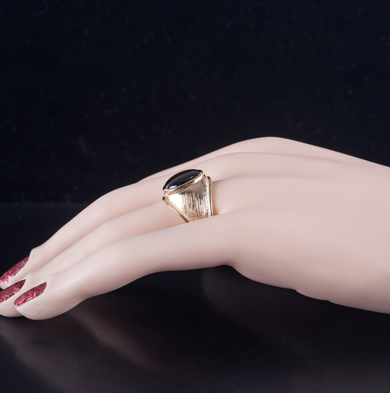 13k Yellow Gold Oval Cabochon AA Black Star Sapphire Ring 6.0ct 12.08g