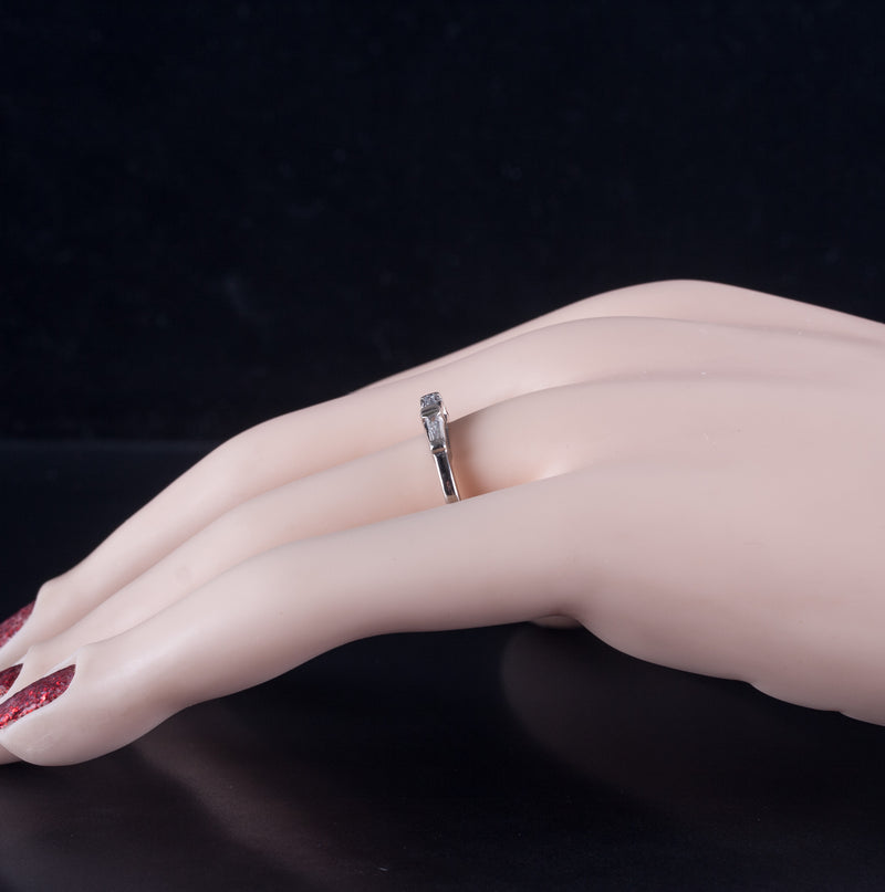 Vintage 1940s 13k White Gold Baguette Tapered Baguette Diamond Ring .10ctw 2.08g