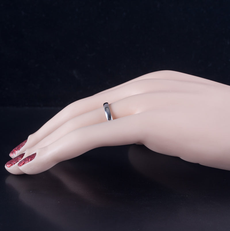 Tiffany & Co. 950 Platinum Wedding Anniversary Ring Circa 1999 4.8g Size 5.5