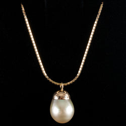 14k Yellow Gold Drop Shaped South Sea Cultured Pearl Pendant W/ 16" Chain 4.6g