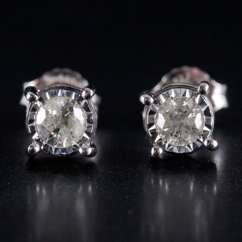 14k White Gold Round Diamond Solitaire Stud Earrings W/ Accents .72ctw 1.75g