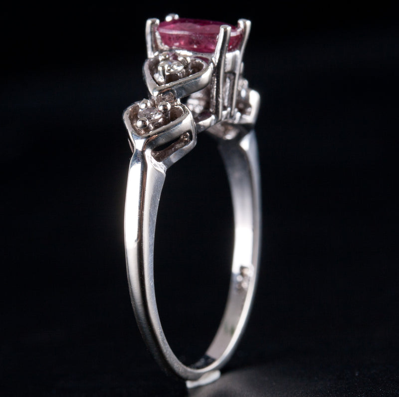 18k White Gold Oval Ruby Round Diamond Heart Style Ring .72ctw 2.20g