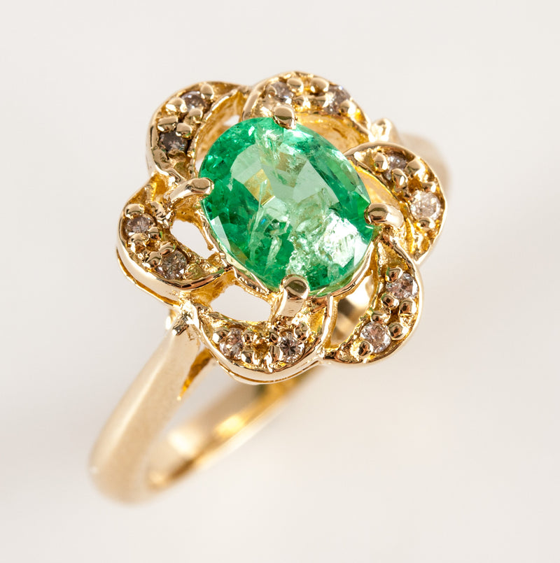 14k Yellow Gold Oval Emerald Solitaire Ring W/ Diamond Accents 1.01ctw 4.0g