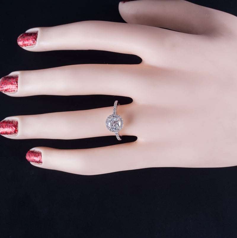 14k White Gold Round Diamond Halo Style Engagement Ring 1.22ctw 2.69g