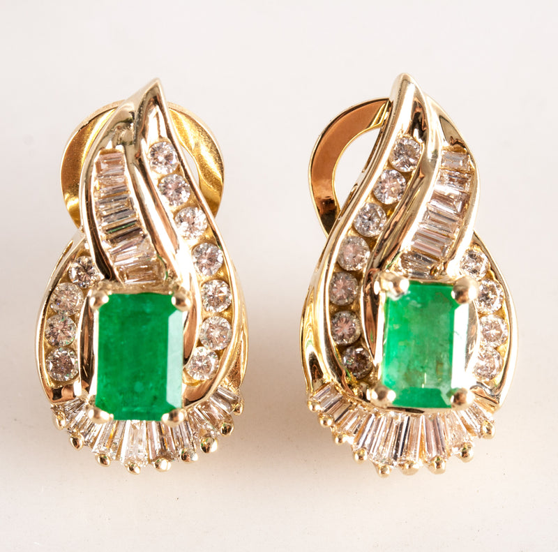 14k Yellow Gold Emerald Diamond Cluster Huggie Earrings W/ Omega Backs 1.84ctw