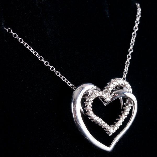14k White Gold Round Diamond Heart Style Pendant W/ 18" Chain .08ctw 2.5g