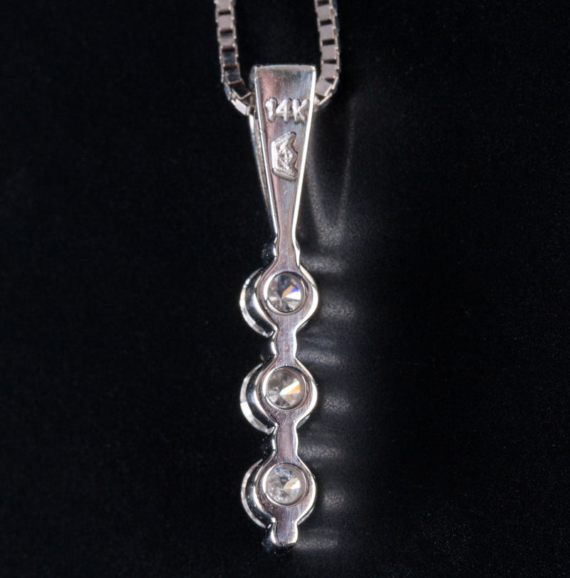 14k White Gold Round H SI3 Diamond Necklace W/ 18" Chain .30ctw 3.0g