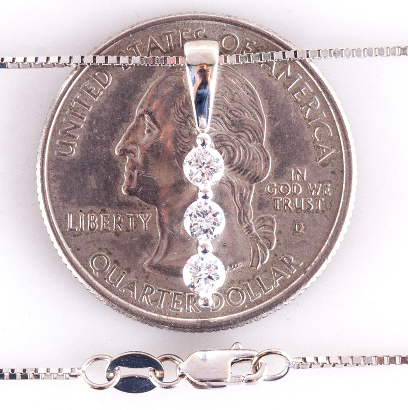 14k White Gold Round H SI3 Diamond Necklace W/ 18" Chain .30ctw 3.0g