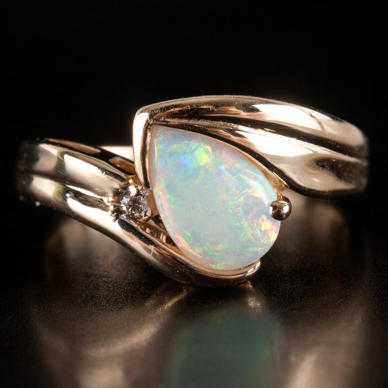 14k Yellow Gold Pear Cabochon Opal Solitaire Ring W/ Diamond Accent .68ctw 3.9g